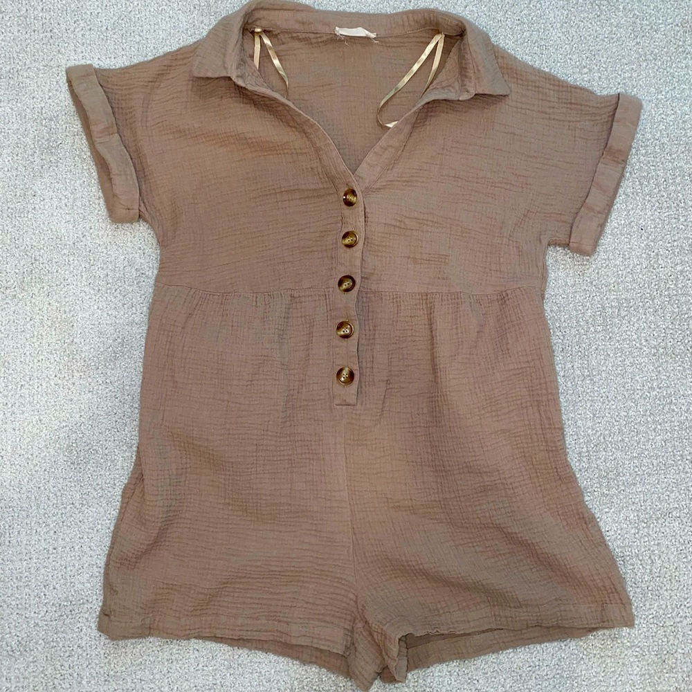 Altar’d State Brown Romper - Size Large